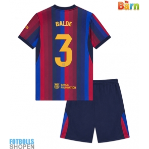 Billiga Barcelona Alejandro Balde #3 Hemmatröja Barn 2026-27 Kortärmad (+ Korta byxor)